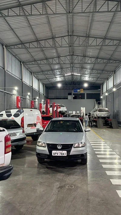 Interior da unidade Boa Viagem Pneus em Montes Claros